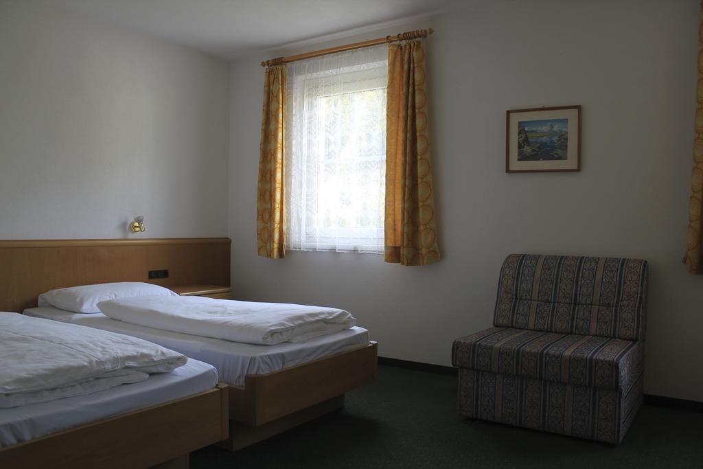 Gasthof Bundschen Sarentino Habitación foto