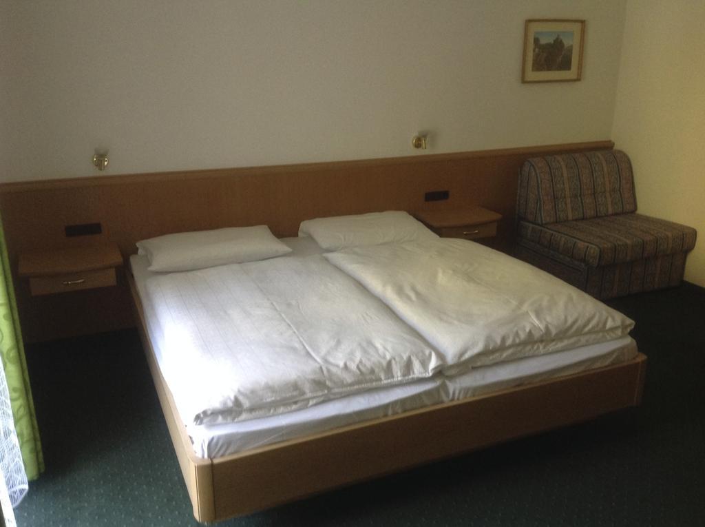 Gasthof Bundschen Sarentino Habitación foto